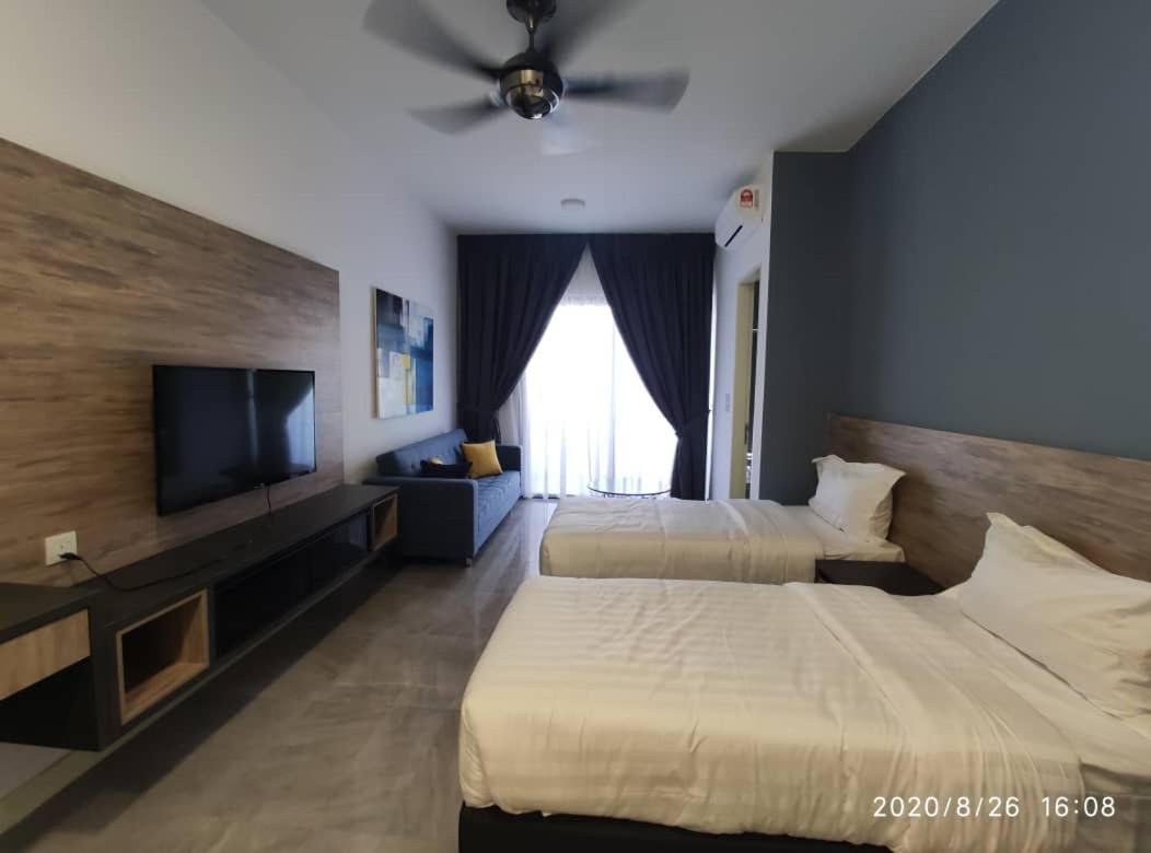 Homestay Shah Rizki At Imperio With Swimming Pool Muslim Friendly Malacca 外观 照片