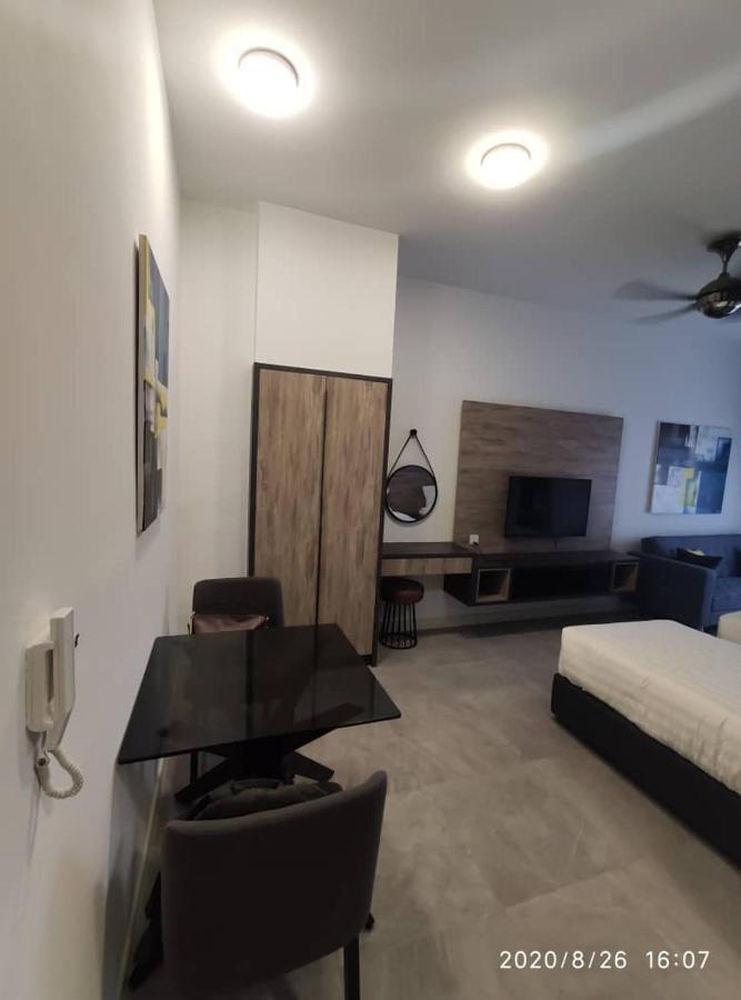 Homestay Shah Rizki At Imperio With Swimming Pool Muslim Friendly Malacca 外观 照片